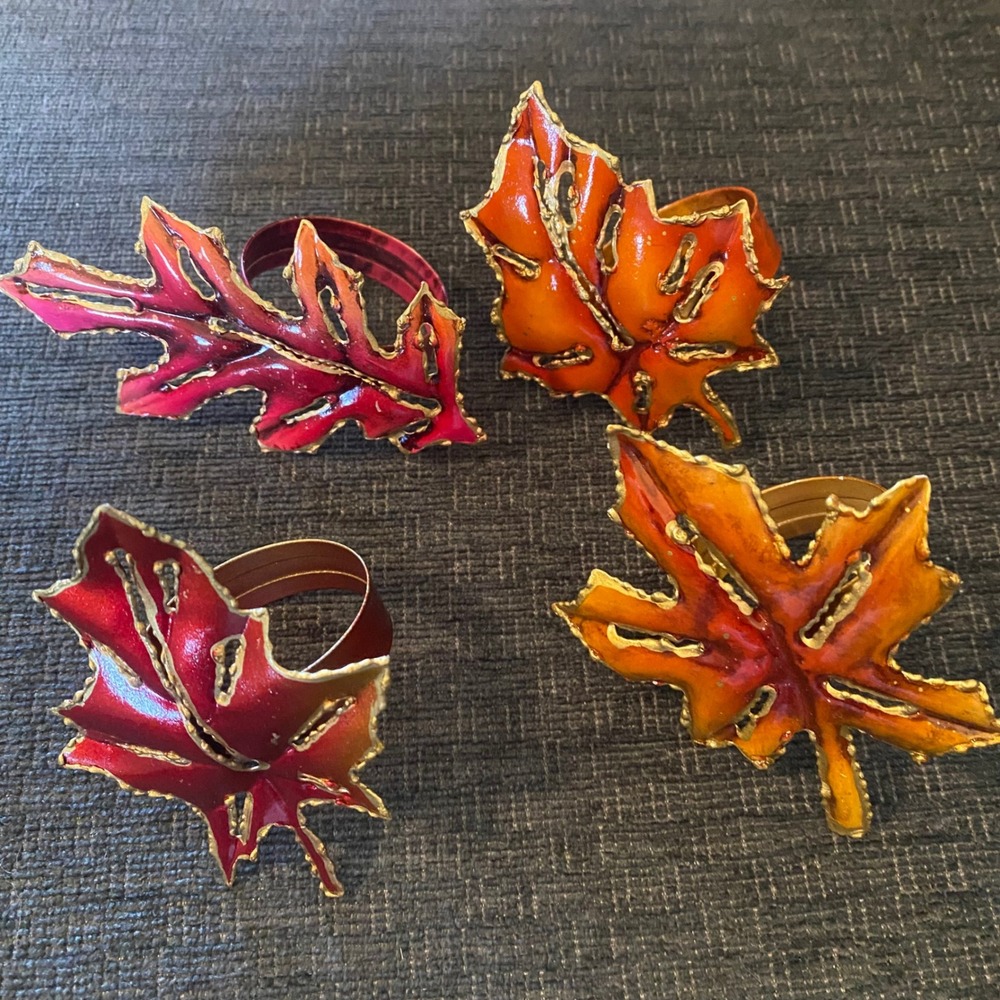 Unbranded Fall Leaf Napkin Rings Set of 4 Red Orange Gold Excellent Enamel Metal